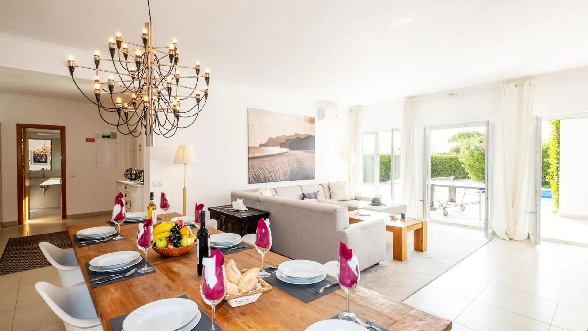 Spacious Retreat With Pool Carvoeiro  Villa Carvoeiro (Lagoa)