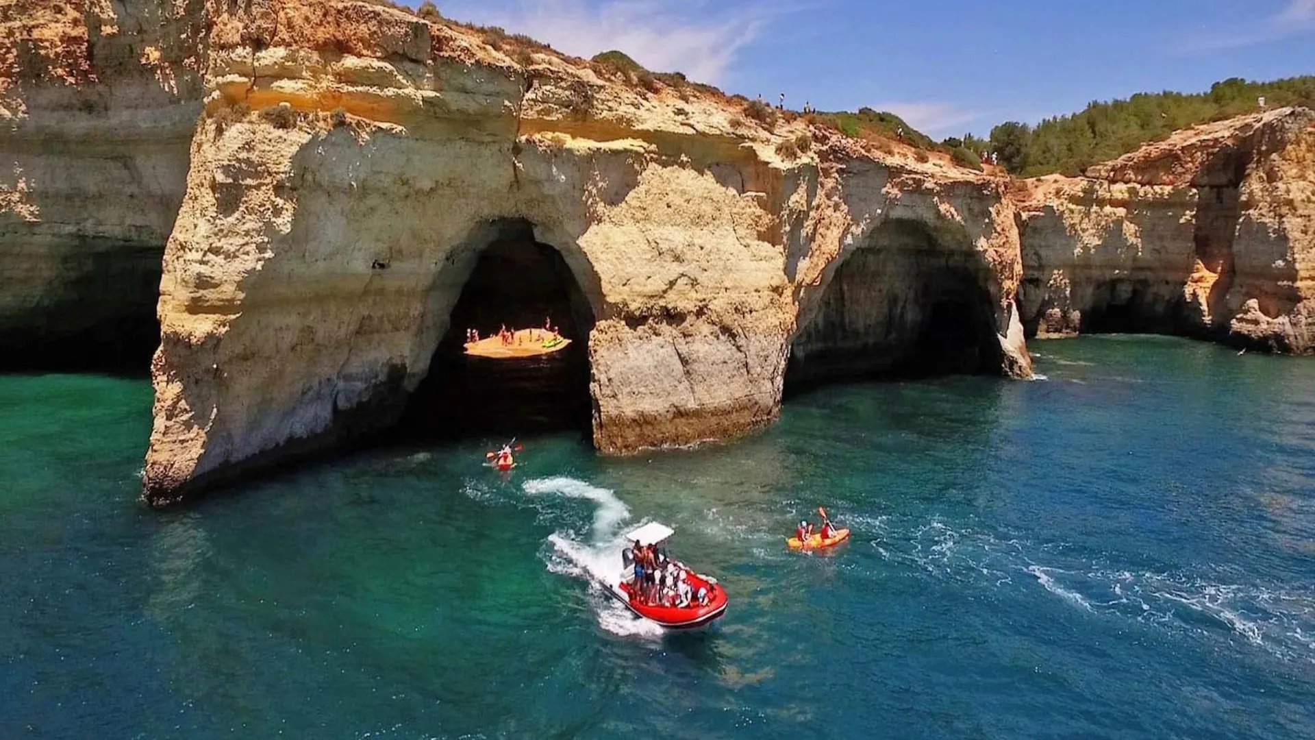 Spacious Retreat With Pool Carvoeiro  Villa Carvoeiro (Lagoa)