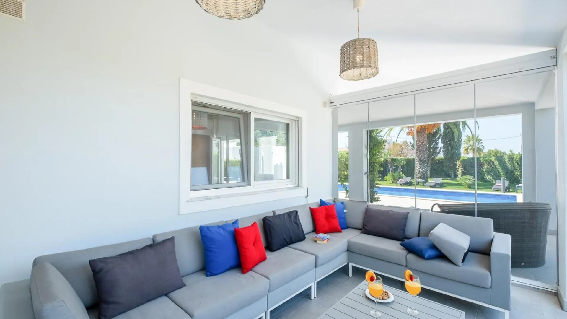 Villa Spacious Retreat With Pool Carvoeiro  Portugal