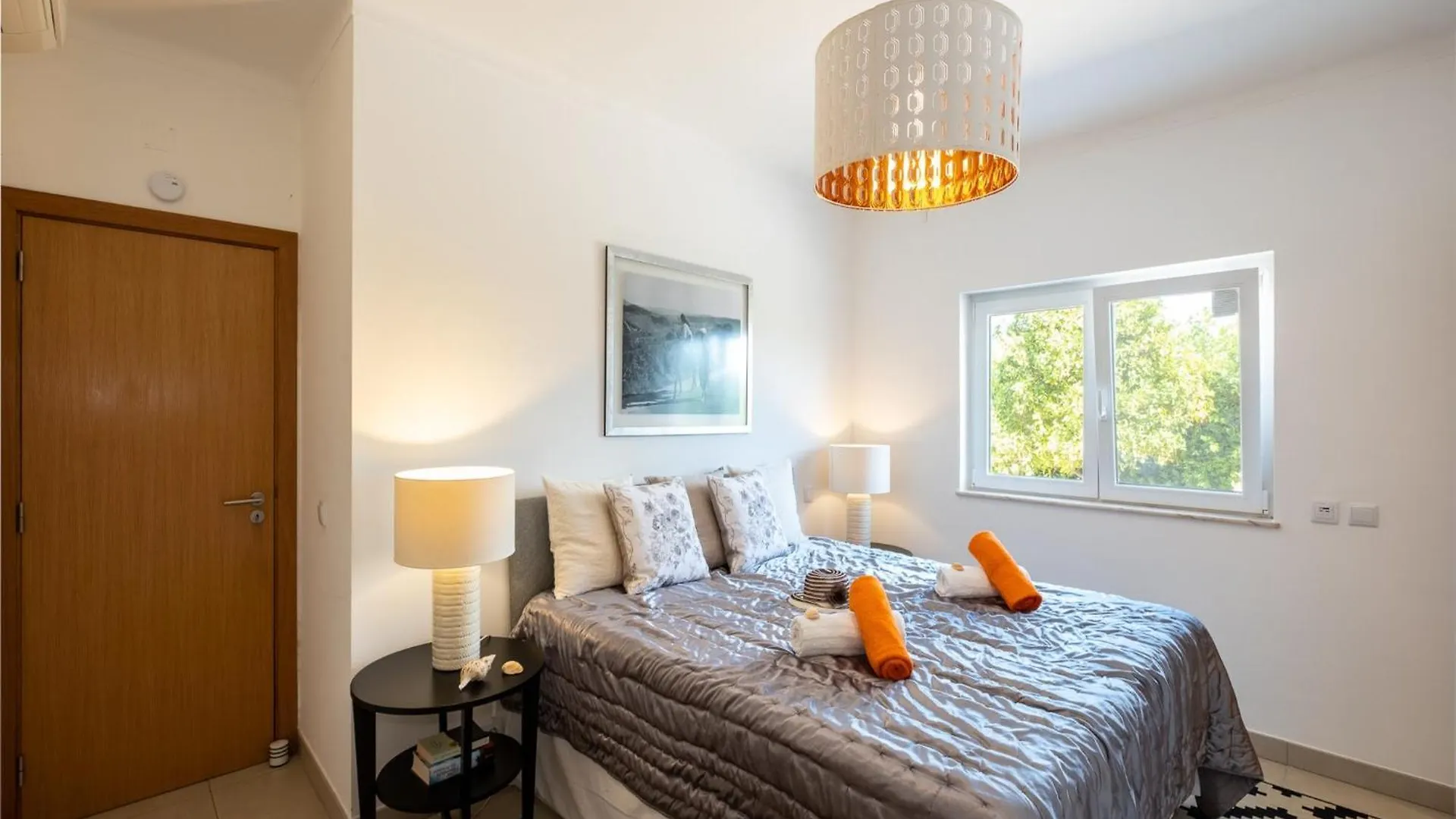 Spacious Retreat With Pool Карвоейру 0*,